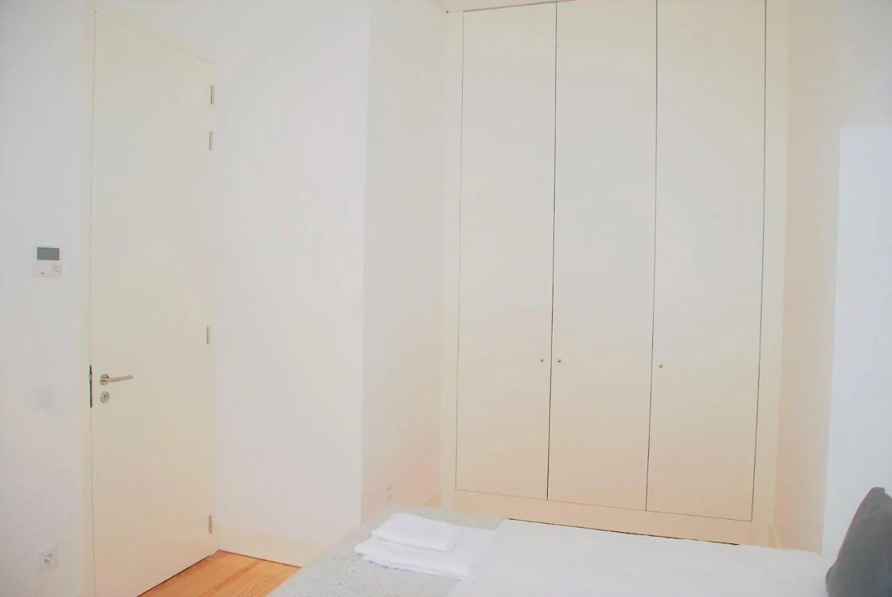 Downtown Sunny Apartment Lisboa Portugal